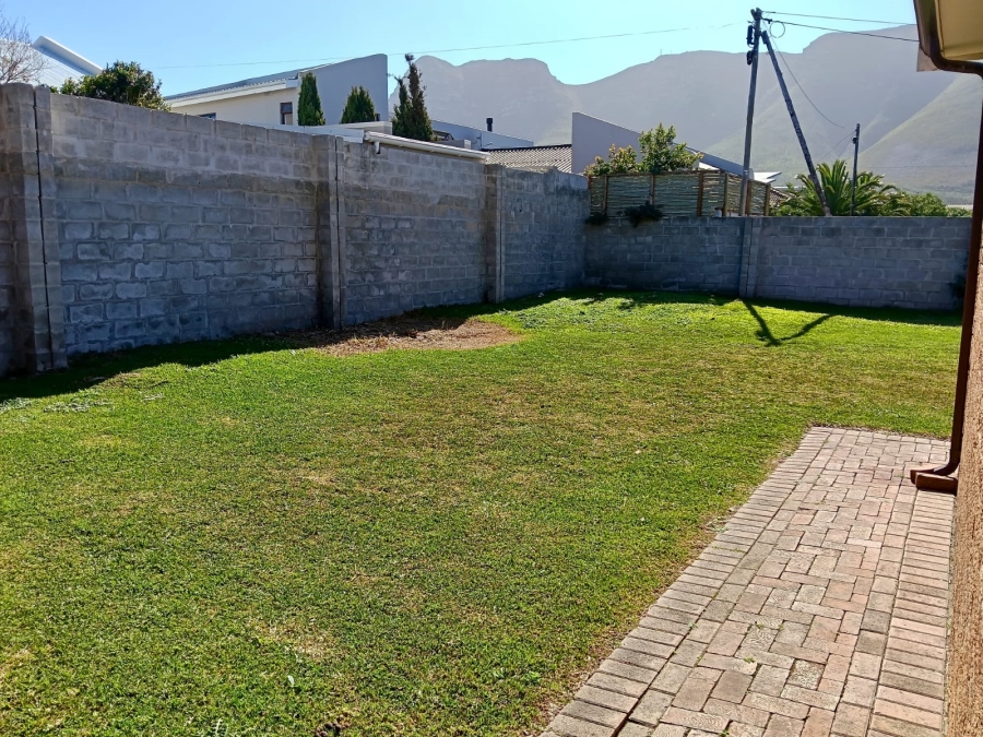 To Let 4 Bedroom Property for Rent in Vermont Western Cape